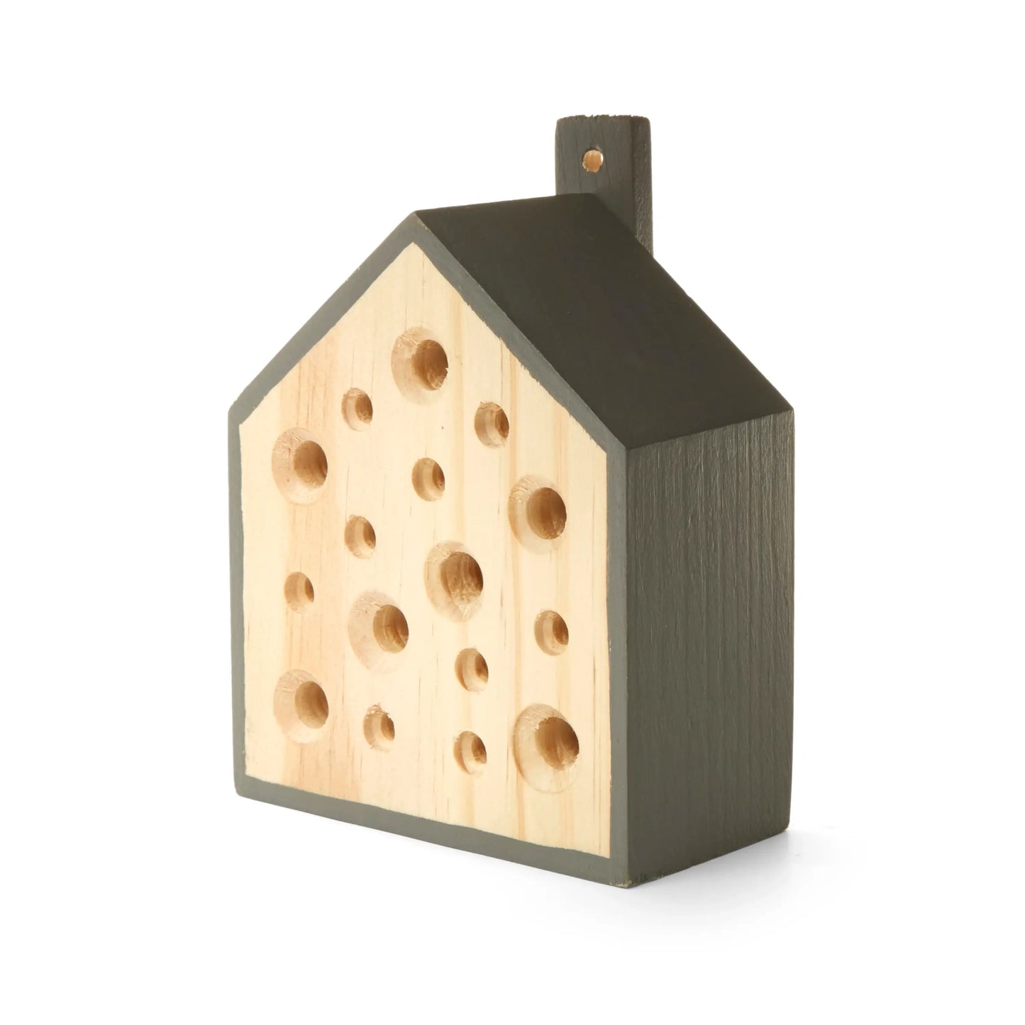 Maison pour abeilles solitaires en bois avec toit gris, favorisant la biodiversité locale