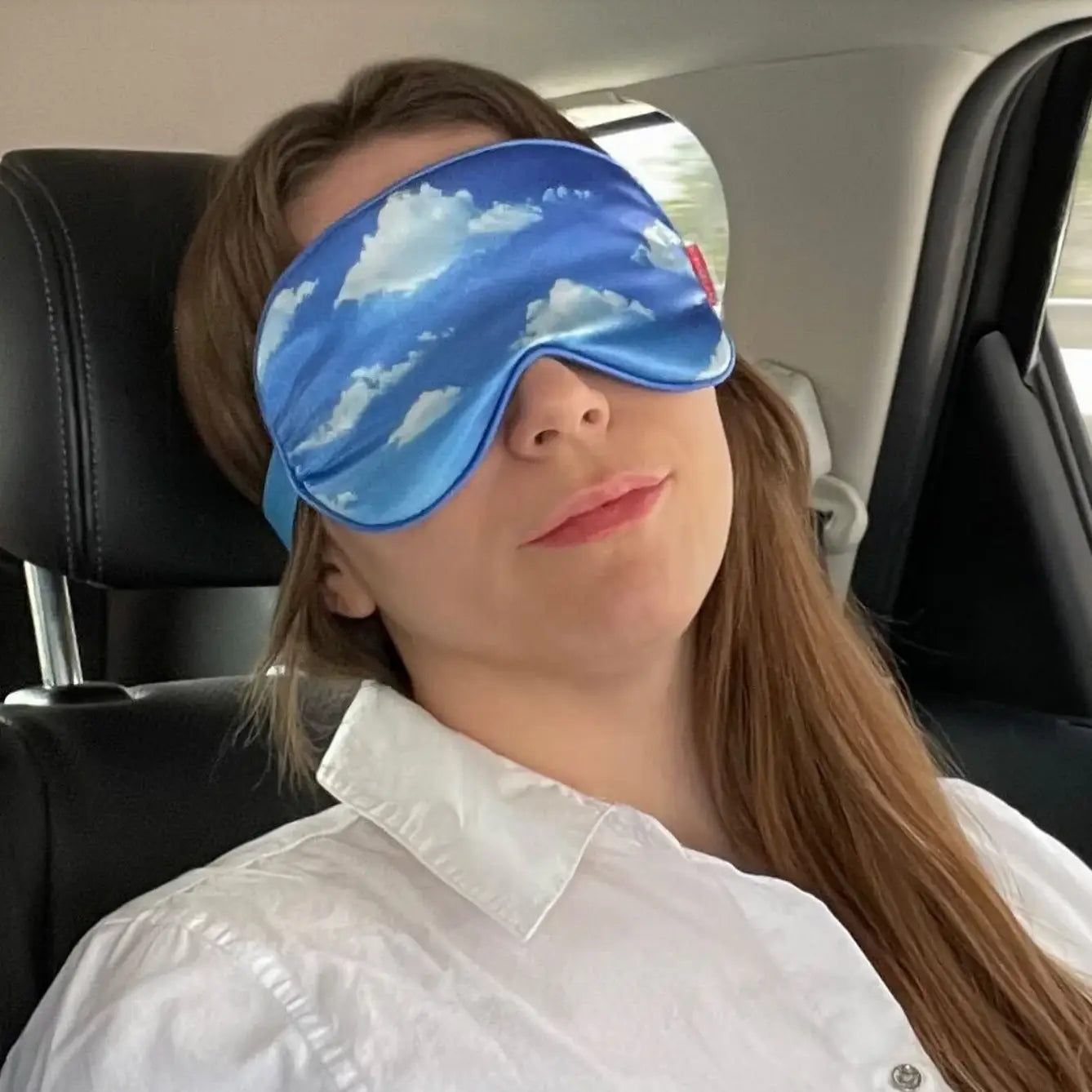 Masque de nuit Nuage : ciel bleu et nuages en matière ultra douce pour sommeil réparateur