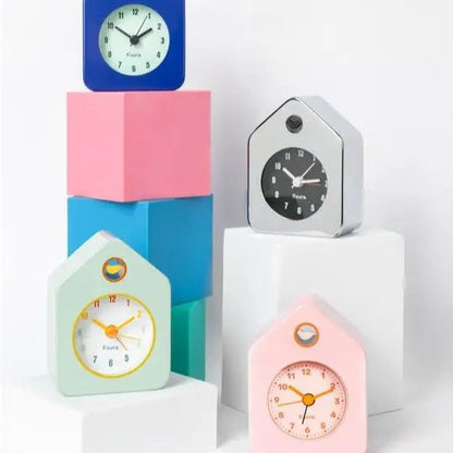 Mini house alarm clock vert