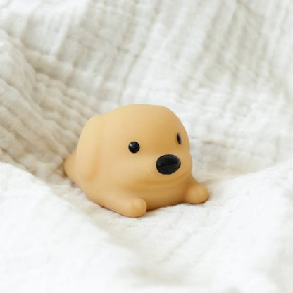 Mini veilleuse chien rechargeable en forme de petit chiot beige mignon