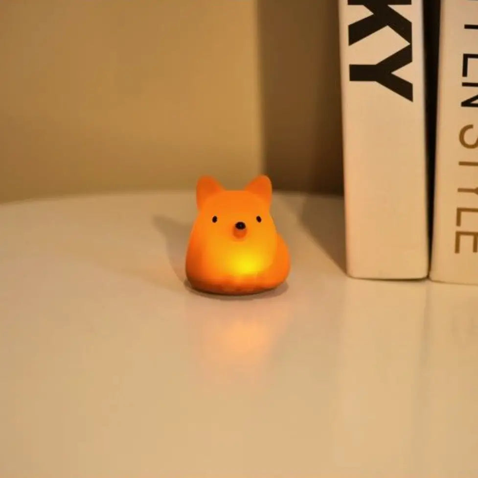 Mini veilleuse renard rechargeable orange avec lumière douce