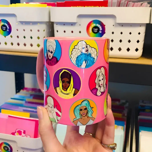 Mug rose drag avec design coloré, idée cadeau parfaite pour fans de drag queens