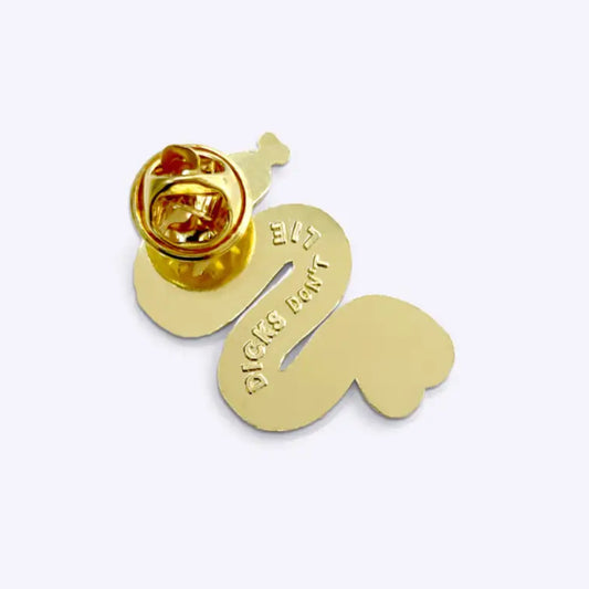 Pin en placage doré finition émaillée avec pin back, accessoire polyvalent style