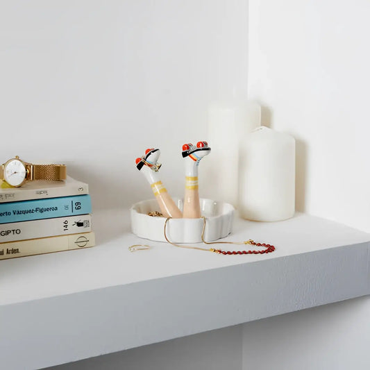 Porte-bagues Happy Legs Retro en céramique blanche avec anses pingouins