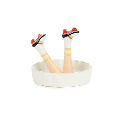 Assiette céramique blanche Porte-Bagues Happy Legs Retro en forme de jambes avec patins à roulettes disco