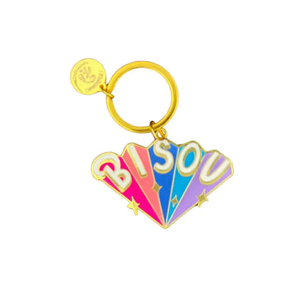 Porte-clé bisou coloré en métal doré avec couleurs éclatantes et forme fan