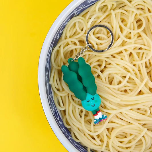 Porte-clés ramen choi choi en forme de légume vert cartoon souriant