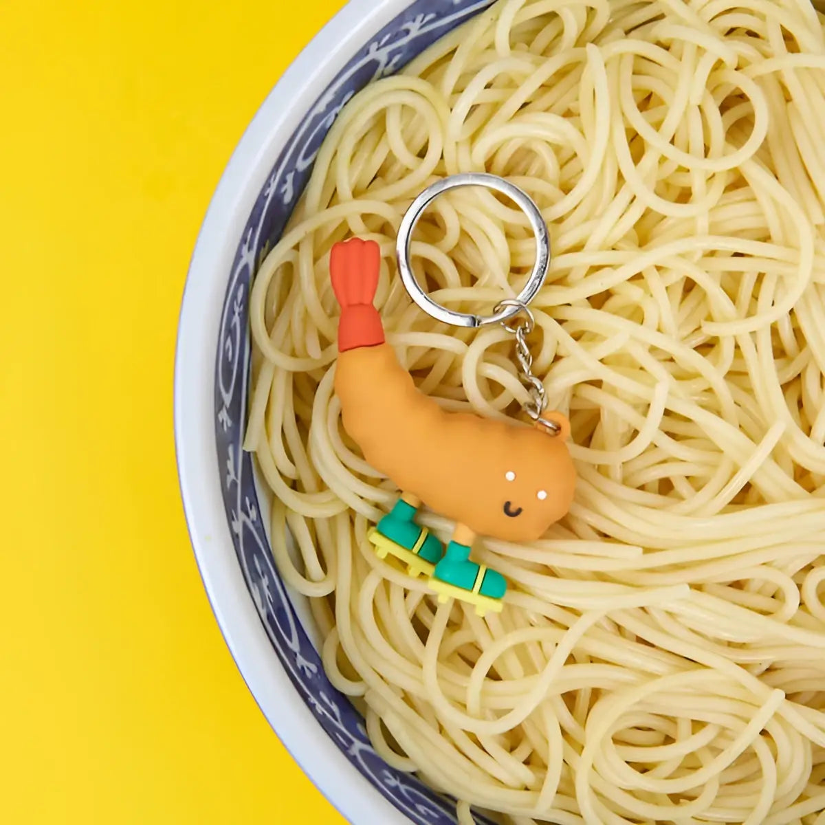 Porte-clés ramen Ebi-T : crevette orange joyeuse avec queue rouge