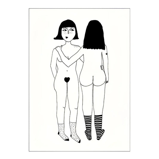 Dessin en noir et blanc de deux femmes nues enlacées sur papier épais