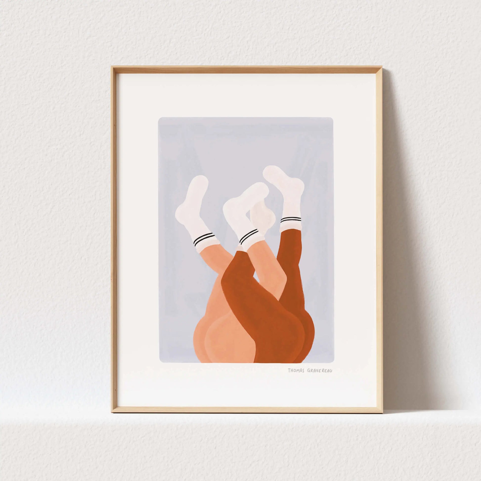 Papier d’art premium encadré avec deux paires de jambes en chaussettes, texture riche et certificat d’authenticité