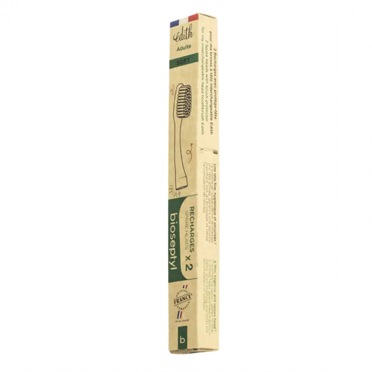 Boîte en carton avec deux brosses à dents rechargeables à poils souples, plastique recyclé
