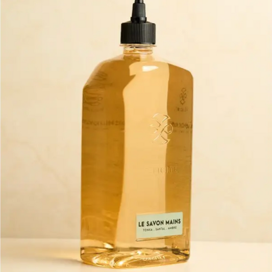 Savon main liquide recharge tonka santal ambre dans flacon pompe clair
