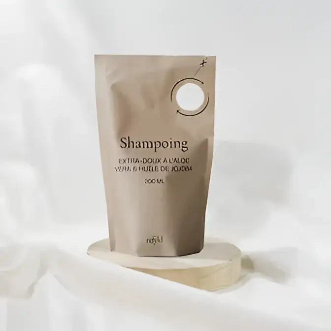Shampoing liquide éco-friendly en pouch Recharge 200ml pour routine capillaire durable