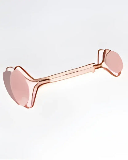 Roller quartz rose en or rose pour circulation sanguine et teint plus