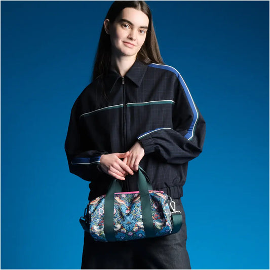 Femme en sac week-end medium William Morris en matériaux recyclés