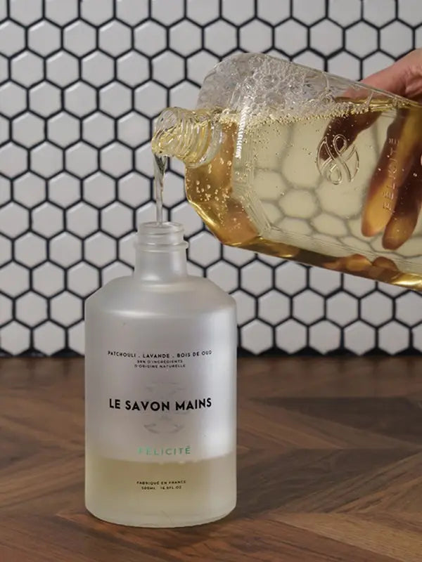 Bouteille verre dépoli savon liquide mains rechargeable tonka/santal/ambre 250mL