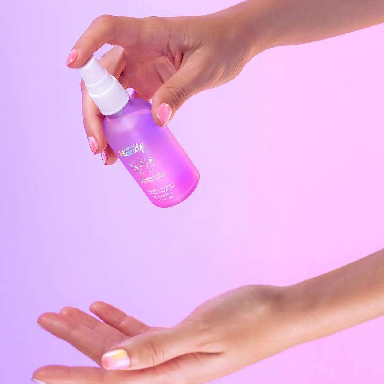 Flacon spray nettoyant relaxant 50mL violet translucide Magic Hairly