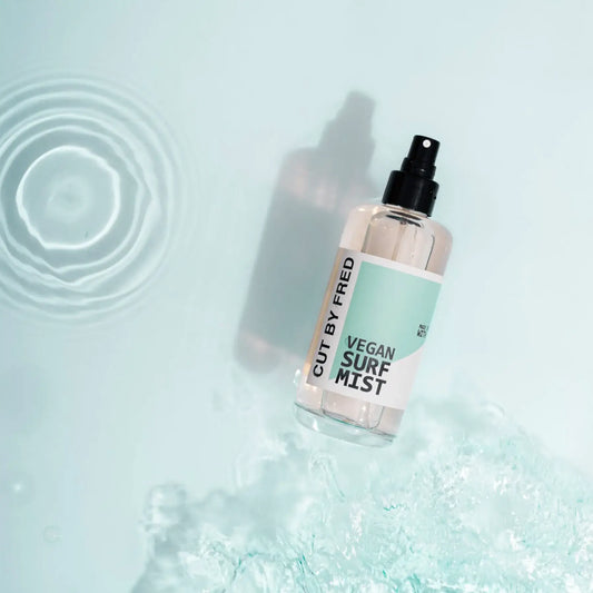 Bouteille spray claire de mist surf vegan respectant l’environnement