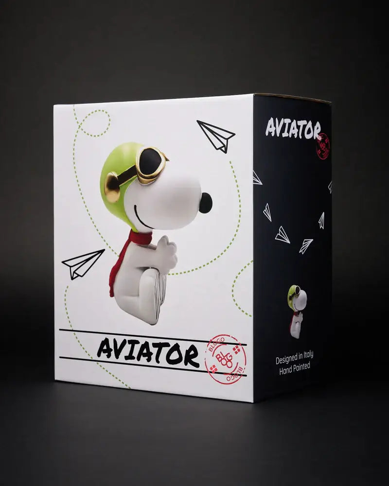 Statue Snoopy aviateur 25 cm avec casque vert et écharpe rouge