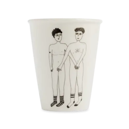 Tasse 2 willies en céramique blanche avec dessin de deux hommes nus main dans la main