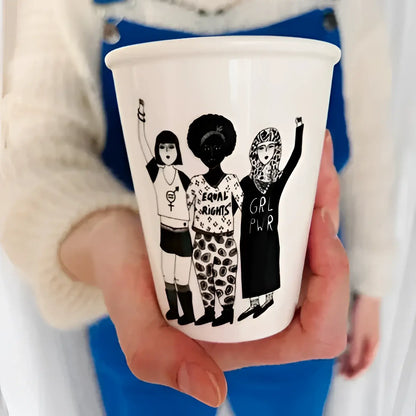 Tasse Female Power : tasse fond blanc cassé avec illustration trois femmes