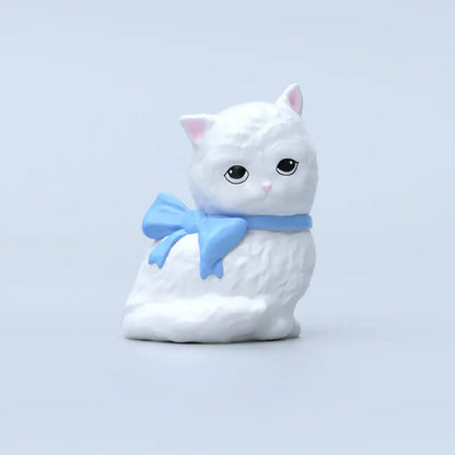 Vase Chat : figurine chat céramique blanche avec nœud bleu, objet décoratif original