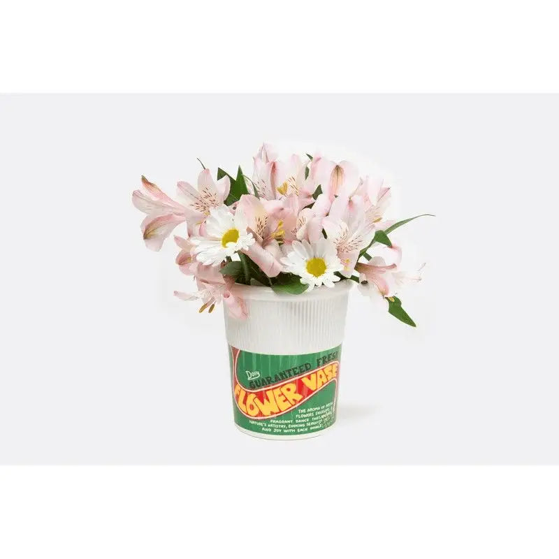 Bouquet dalstroemérias rose pâle et marguerites blanches en vase Pot De Nouilles au design épuré