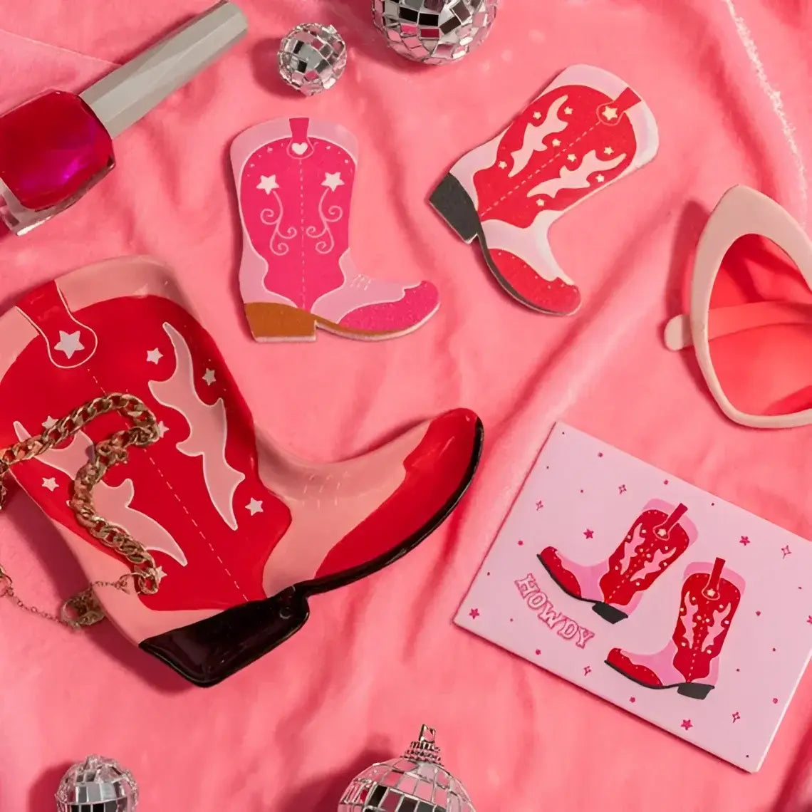 Vide poche botte de cowboy rose, coupelle botte rouge en forme de boot
