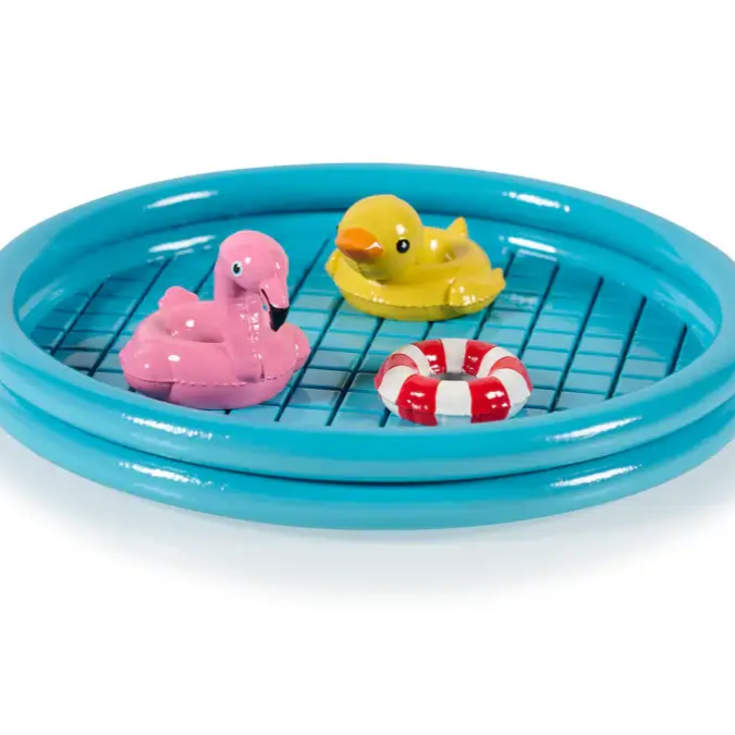 Poche floaty pool bleu avec jouets flottants, parfait comme petit récipient amusant