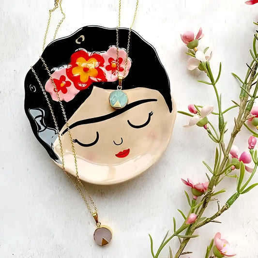 Vide poche Frida Kahlo au design vibrant avec couronne florale