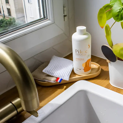 Bouteille de vinaigre Jasmin Pêche 500 ml au parfum délicat