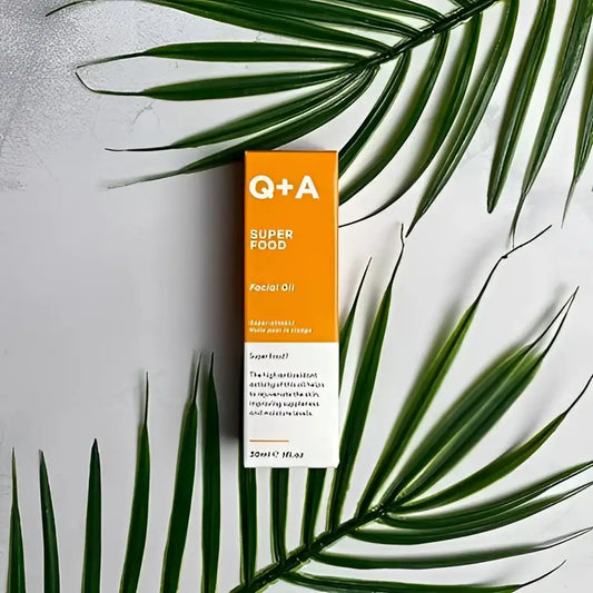 Boîte orange et blanche de soin visage vitamine C encapsulée pour un éclat brillant